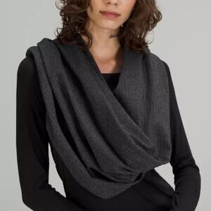 Lululemon Vinyasa Convertible Scarf Heathered Gray OS